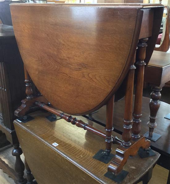 Victorian oak Sutherland table